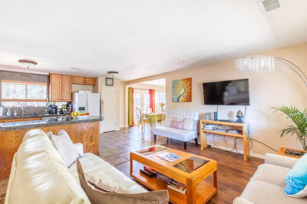 Spacious House With Hot Tub Spa, To Enjoy Red Rock View, Near Amitabha Stupa, And Trails Sedona Dış mekan fotoğraf